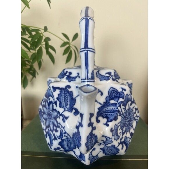Vintage Large Ornate Blue & White Chinoiserie Geometric Asian Orient 11” Teapot - Picture 10 of 12